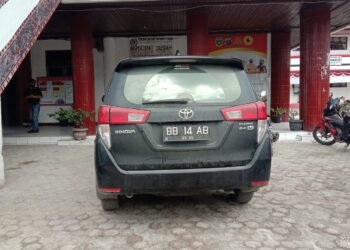 Kepala Inspektorat Taput Cuti Tiga Bulan, Mobil Dinas Jadi Plat Hitam