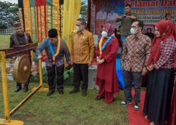 Wakil Walikota Buka Peresmian Pagelaran Seni Dan Budaya Lintas Etnis Kota P Sidimpuan