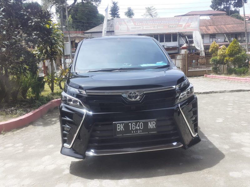 Inilah Mobil Dinas Ketua Tim Penggerak PKK merk Toyota Voxy Nopol BK 1640 NR, yang dibeli saat masa pandemi Covid-19