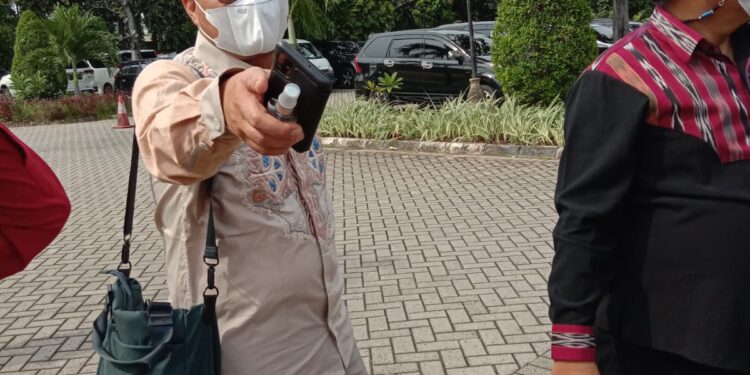 Jadi Sorotan Warga, Sejumlah ASN Kabupaten Taput Berangkat ke Jakarta Hadiri Pesta Pernikahan Anak Abang Bupati