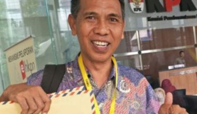 Inilah Sosok Profesor Yusup Leonard Henuk Guru Besar IAKN Tarutung yang Fenomenal