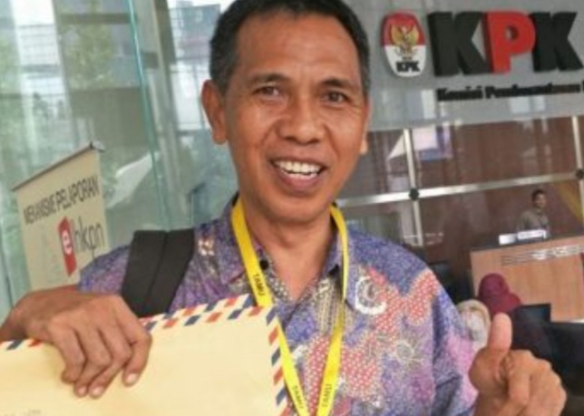 Profesor Yusup Leonard Henuk