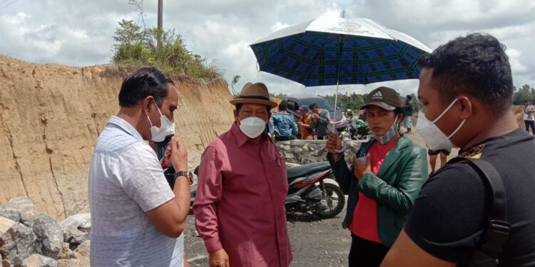 Dinilai Tak Mampu Sejahterakan Masyarakat Taput, Bupati Nikson Nababan Disuruh Mundur
