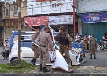 Di Medan Sunggal, Bulan Bakti Praja Wibawa Sosialisasikan PKL, Prokes, Penertiban Spanduk & Parkir Liar