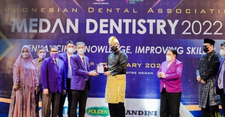 Buka Seminar Medan Dentistry 2022, Bobby Nasution Ajak PDGI Berkolaborasi Wujudkan Medan Sebagai Medical Tourism