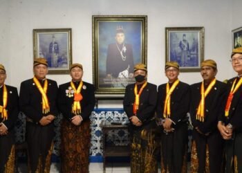 Pemberian Gelar Adat Jawa Kepada Pejabat Pemkab Taput Dipertanyakan