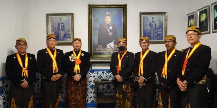 Pemberian Gelar Adat Jawa Kepada Pejabat Pemkab Taput Dipertanyakan