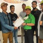 Ketua Umum SBSI 1992 Abednego Panjaitan saat menerima Kuasa penanganan kasus dari sejumlah Buruh