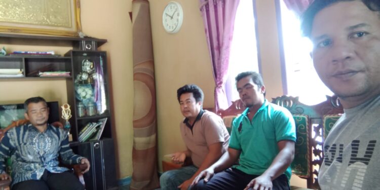 Sesuai Kesepakatan LSM KPK Nusantara Dan Pihak Desa Cipare-pare, PJ. Budi Sedia Selesaikan Hak BLT Masyarakatnya Sebelum Habis Masa Jabatan