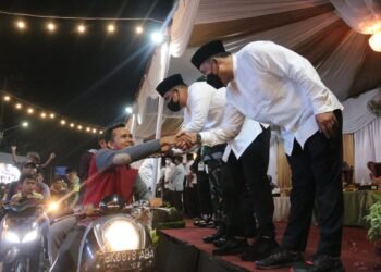 Walikota dan Wakil Walikota Medan Lepas Pawai Kendaraan Hias Sambut Hari Raya Idul Fitri 1443H