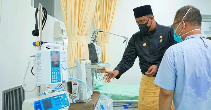 Bobby Nasution Inginkan Masyarakat Kota Medan Kedepanya Dapat Berobat Hanya Menggunakan KTP