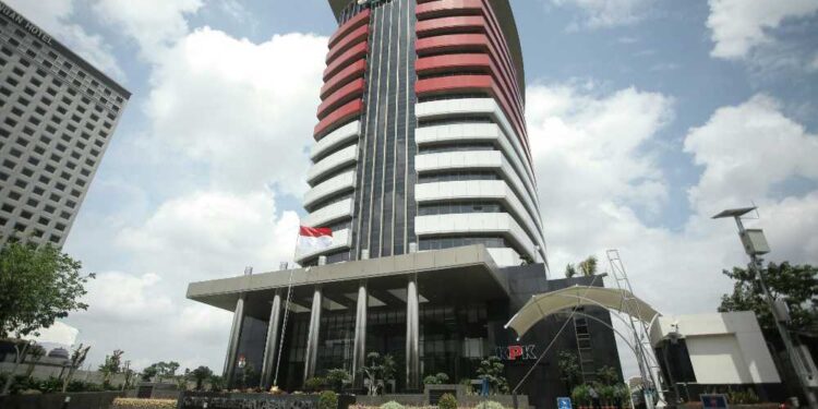 LSM Berkordinasi Dukung KPK RI Tangkap Bupati Membramo Tengah