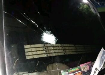 PELEMPARAN KACA MOBIL YANG DILAKUKAN ORANG TAK BERTANGGUNG JAWAB