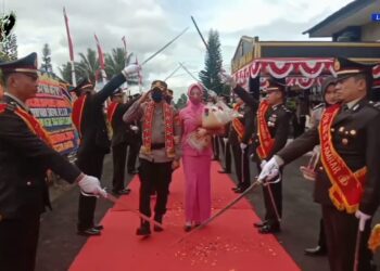 Pisah Sambut Kapolres Lampung Barat AKBP. Hadi Saepul Rahman S,IK.M.M., Kepada AKBP. Heri Sugeng Priyantho,S,IK,M.H.,