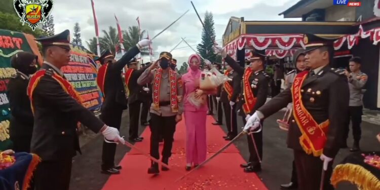 Pisah Sambut Kapolres Lampung Barat AKBP. Hadi Saepul Rahman S,IK.M.M., Kepada AKBP. Heri Sugeng Priyantho,S,IK,M.H.,