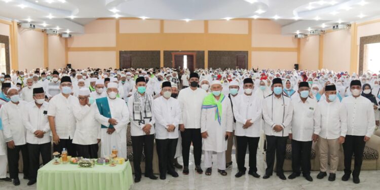 Bobby Nasution Minta 1.077 Calhaj Medan Fokus Laksanakan Ibadah Haji, Instruksikan Camat  & Lurah Jaga Rumah Yang Ditinggalkan