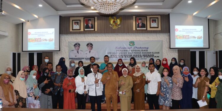 Buka Sosialisasi Izin Halal dan Edar, Bobby Nasution Minta Pelaku Usaha Urus dan Cantumkan Label Halal di Produk
