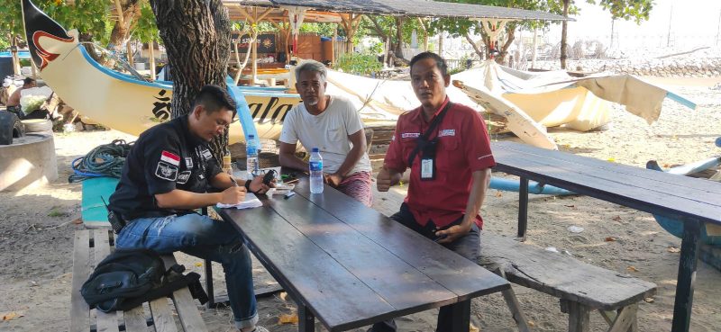 Sesaat Diwawancarai Tim Media MGI Nelayan Bernama Wayan Pagi,  Di Pantai Sekeh Banjar Segara Kuta Bali (11/06)