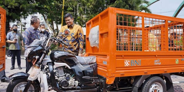 Bobby Nasution Minta Optimalkan Armada Pengangkutan Sampah, Kecamatan Medan Johor Operasikan Becak Sampah Sisir Seluruh Wilayah
