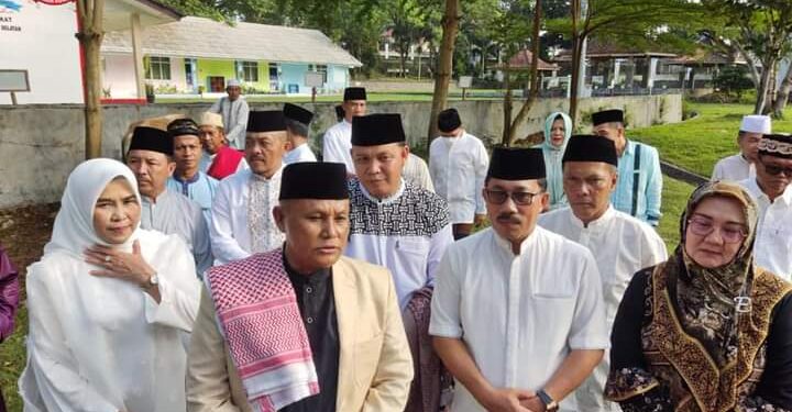 Peringati Hari Raya Idul Adha 1443 H, Pemkab Lamsel Salurkan 53 Ekor Sapi