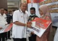 Afandin Serahkan Rp277 Juta BBR untuk 24 Korban Bencana Alam