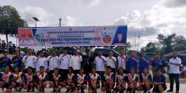Dukung Penuh Kegiatan Olahraga Bola Voli, Erwinus Laia SSos MM MH Apresiasi Kepedulian Bupati Nias Barat