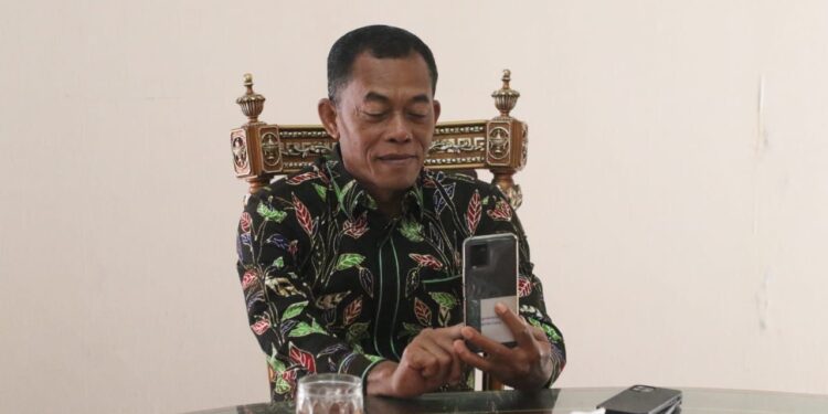 Kang Jimat Laksanakan Pencatatan Data KTP Digital
