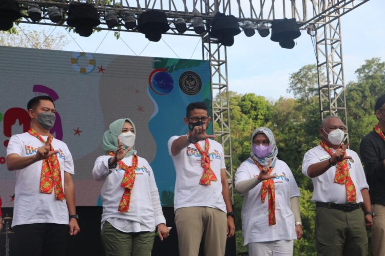 Komitmen PLN Dukung Kelistrikan DPSP Likupang, Sandiaga Uno: Wisata Bahari Likupang Bukan Kaleng-kaleng