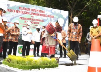 Presiden Jokowi Letakkan Batu Pertama Revitalisasi Lapangan Merdeka