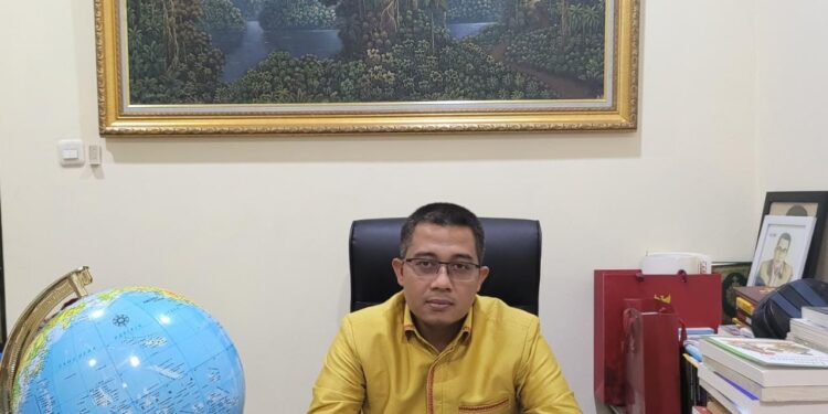 Pengamat Intelijen: Sikap Kapolri Sudah Tepat. Menegakkan Hukum Tanpa Pandang Bulu. Korps Bhayangkara Harus Solid