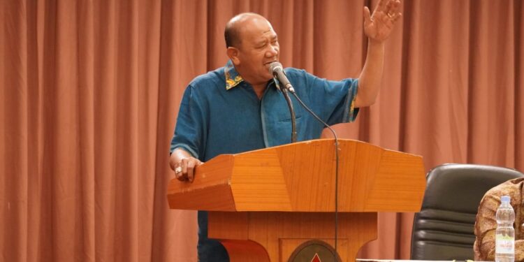 Bimtek Kaur Keuangan, Afandin Harapkan Program 1 Desa untuk 5 Beasiswa Terlaksana
