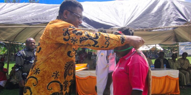 Sekda Kabupaten Jayawijaya Buka Seminar Pencegahan Stunting 11 Kampung se-Distrik Yalengga