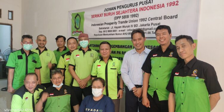 SBSI 1992 Adakan Diklat Pengurus Komisariat PT Affinity Health Indonesia di Surabaya