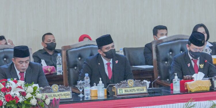 Jelang HUT Ke-77 Kemerdekaan RI, Bobby Nasution Dengarkan Pidato Kenegaraan Presiden