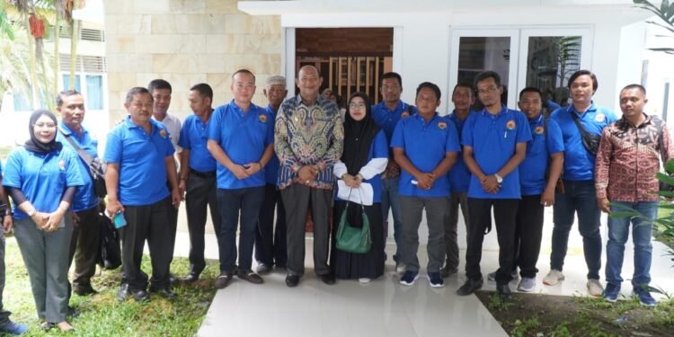 Afandin Dukung Gapoktan Perjuangkan Pupuk Petani Langkat