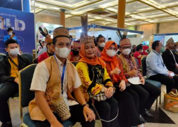Tari Bapalas Kampung Tabalong dari Kalimantan Selatan