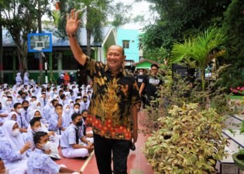 Diikuti Ribuan Siswa SMP, Afandin Apresiasi Kampanye Baca Koran SPS Sumut