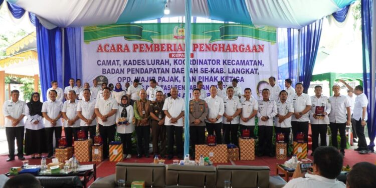 PAD Langkat 2021 Over Target, Afandin Harapkan Camat, Lurah & Kades Tingkatkan PBB-P2