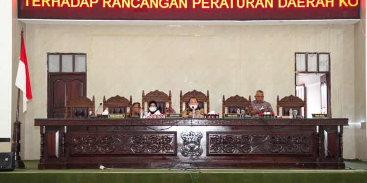 Wali Kota Pematang Siantar Sampaikan Nota Jawaban atas Pemandangan Umum Fraksi DPRD terhadap Rancangan P-APBD 2022
