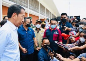 Tanggapi Dugaan Kasus Suap dan Korupsi, Presiden: Semua Sama di Mata Hukum