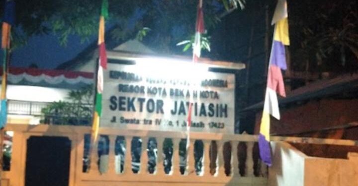 Diduga Jebol Tembok Tujuh Tahanan Polsek Jati Asih Kabur,, Kapolsek Bungkam