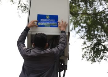 Dinas Kominfo Tempel Pemberitahuan di Menara Telekomunikasi yang berdiri di lahan Pemko Agar Taati Perwal