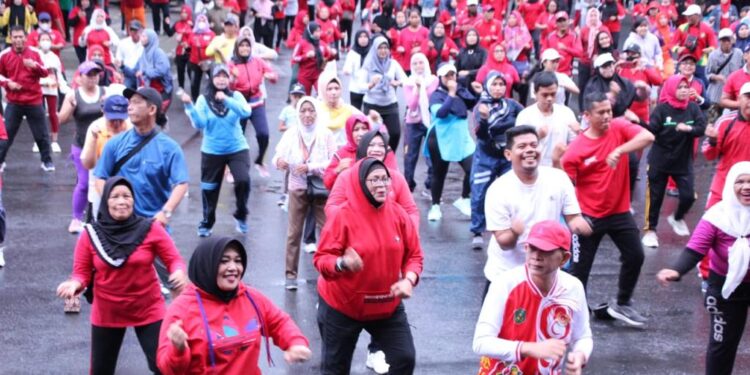 CFD Medan Disemarakkan Peringatan World Walking Day 2022
