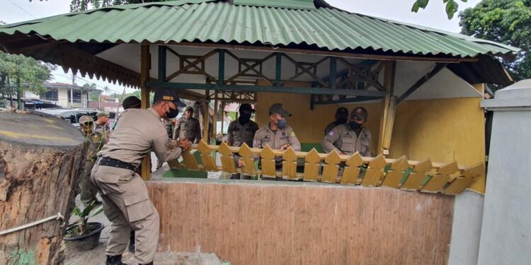 Penertiban Bangunan Pos Bermasalah di Medan Deli Berlanjut