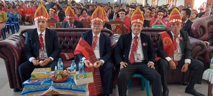 Acara Partangiangan Bolon Pomparan Sigodangulu Sihotang Berlangsung Meriah