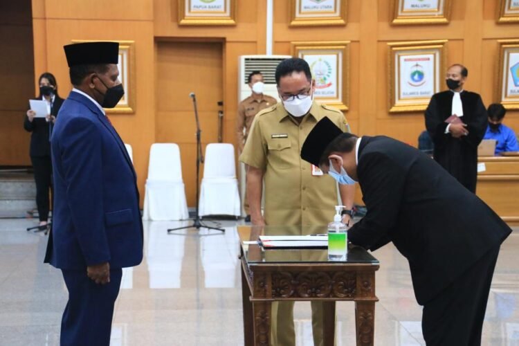 Sumule Tumbo Resmi Dilantik sebagai Pj Sekda Papua Pegunungan
