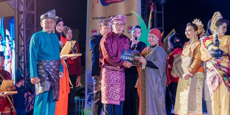 Gemes 2022 Ditutup, Aulia Rachman: Apapun Ceritanya Medan Adalah Tanah Melayu, Semua Suku Hidup Akur & Damai