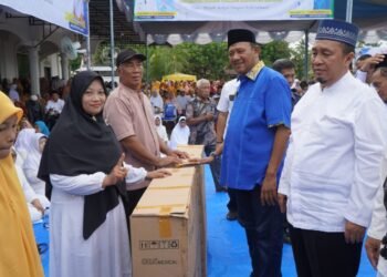 Hadiri Pelantikan Al Hidayah, Afandin: Kaum Ibu Mitra Kuat Pemerintah Mewujudkan Pembangunan