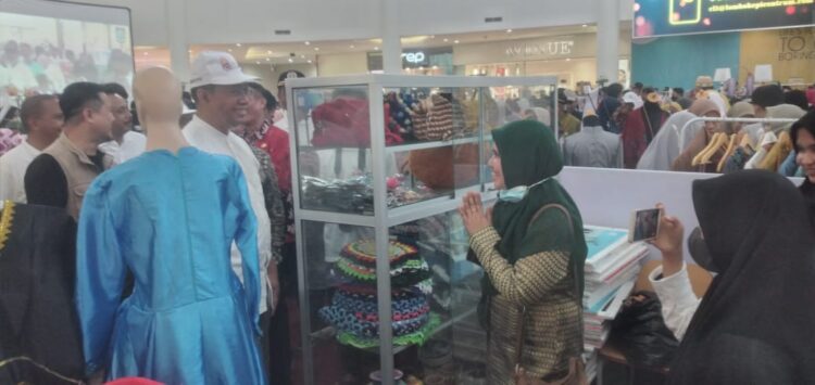 SMK Albanawa Sikur Ikut Mewarnai Kegiatan Expose SMK Gemilang NTB Tahun 2022