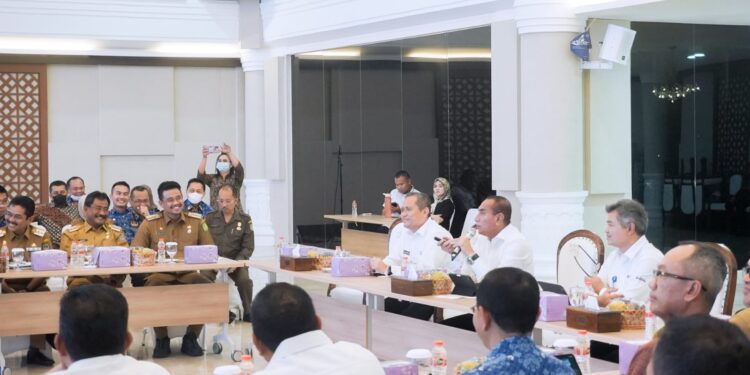 Tekan Inflasi & Jaga Ketersediaan Bahan Pokok, Bobby Nasution Minta Pemprov Sumut Bantu Wujudkan KAD & Sediakan Cold Storage